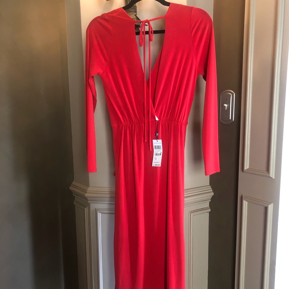Dress - Picture 2 of 2